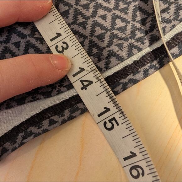 prAna Printed Active Skort – Gray & Black – Size Medium - Picture 7 of 7